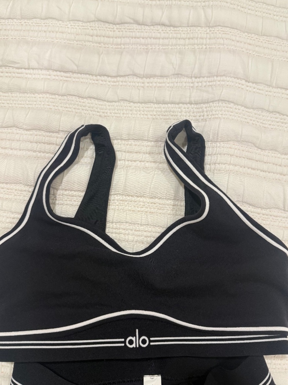 Alo yoga sport bra